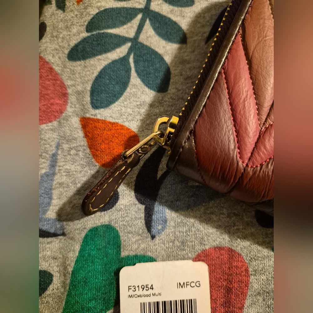 COACH 🎀 CONTINENTAL WALLET ♥️ OMBRE QUILTED ACCORDIAN ZIP ♥️ OXBLOOD MULTI🔥NWT - Picture 4 of 16